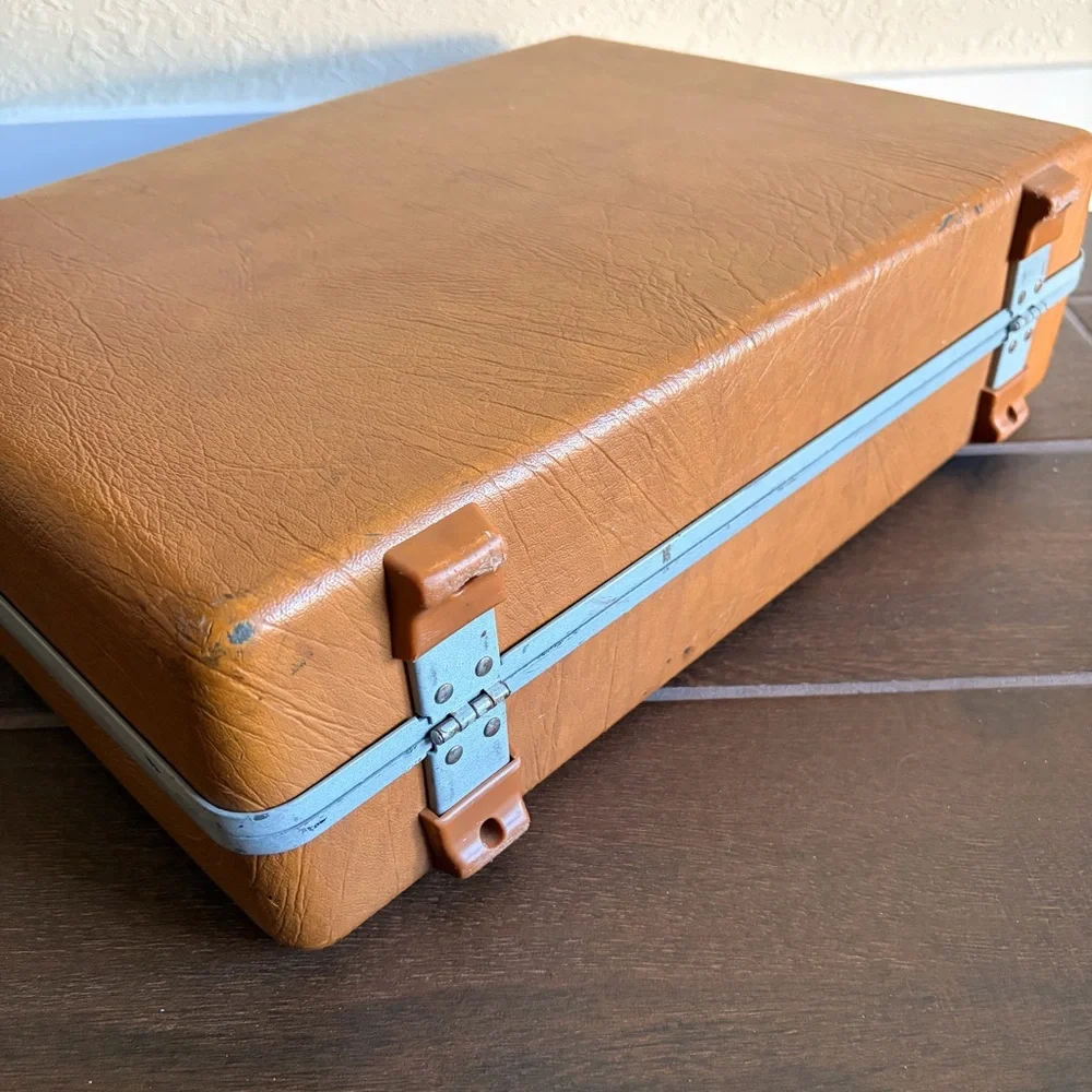 Vintage Samsonite Attache Briefcase Camel Hard Case Retro Office Decor Lock